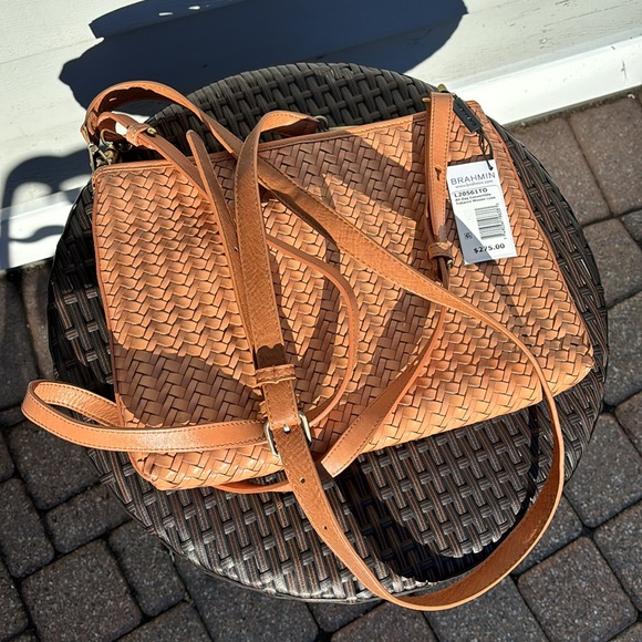 BRAND NEW WITH TAGS! Never used. Brahmin designer bag - Picture 4 of 5